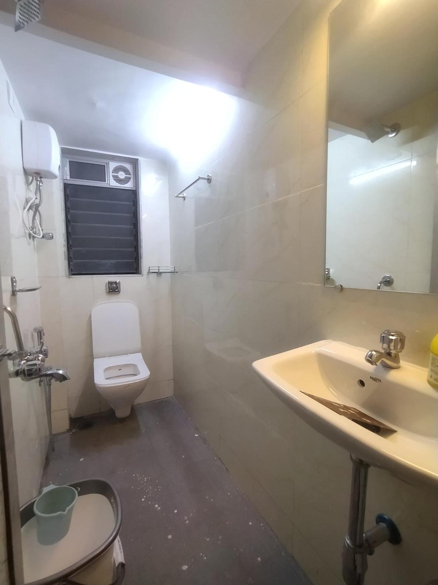 Everest Stays Rooms And Dormitory مومباي المظهر الخارجي الصورة