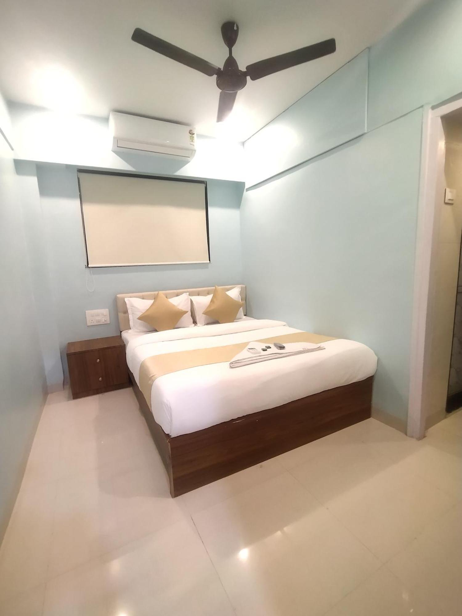 Everest Stays Rooms And Dormitory مومباي المظهر الخارجي الصورة